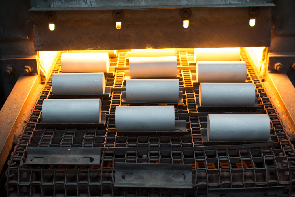 RapidInfraredHeatingforAluminumHotForging1 Rapid IR Heating for Aluminum Hot Forging